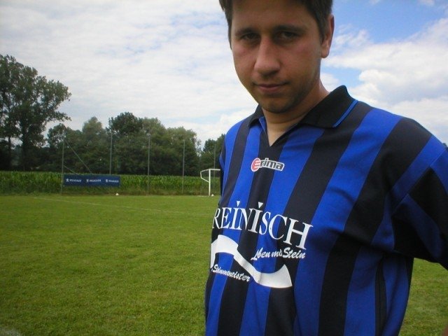 28_fussball schwarzau 2005 017.jpg